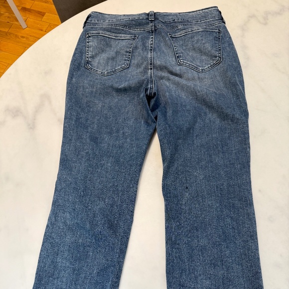 NYDJ Women’s Jeans, Marilyn Straight, LiftXTuck Tech, Size 8 X 30” inseam - Picture 5 of 6